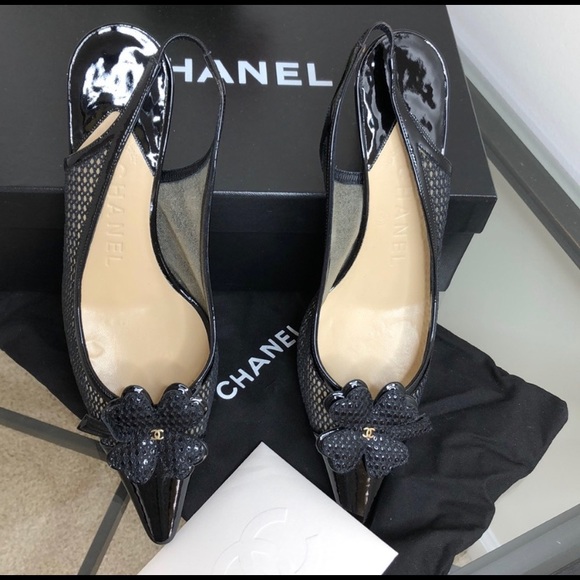 Authentic Chanel shoes PREOWNED - Picture 7 of 10
